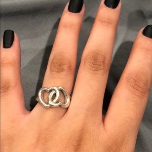 James Avery linked hearts ring